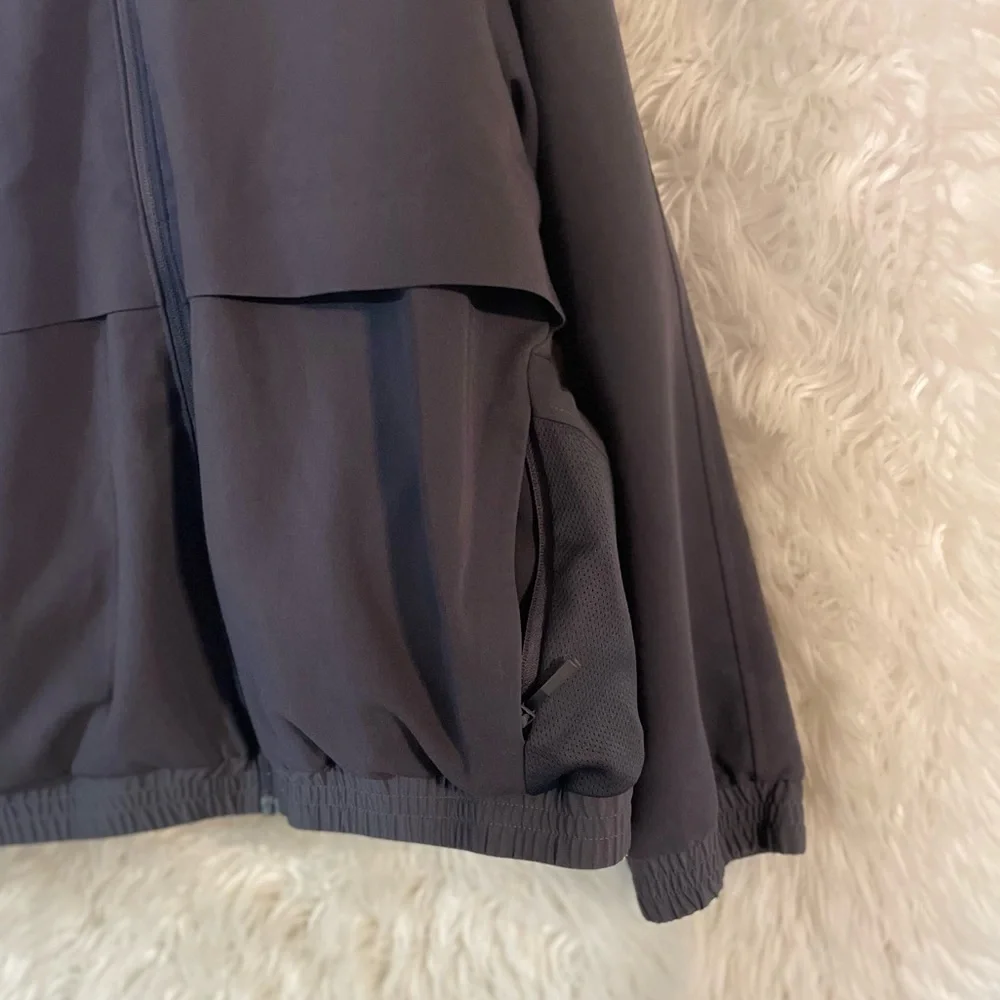 Figs Black Zip-Up Medical Jacket - Picture 4 of 13